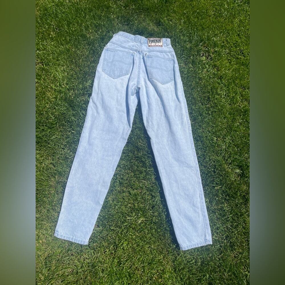 90s Vintage High Waisted Forenza Light Wash Jeans - Picture 5 of 13